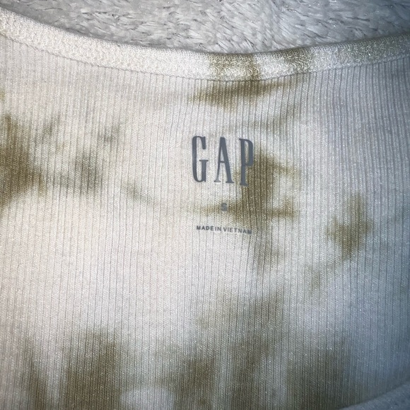 Bundle of 7 tank tops - Picture 8 of 8